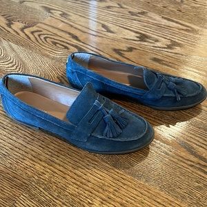Tommy Hilfiger - Navy suede loafers